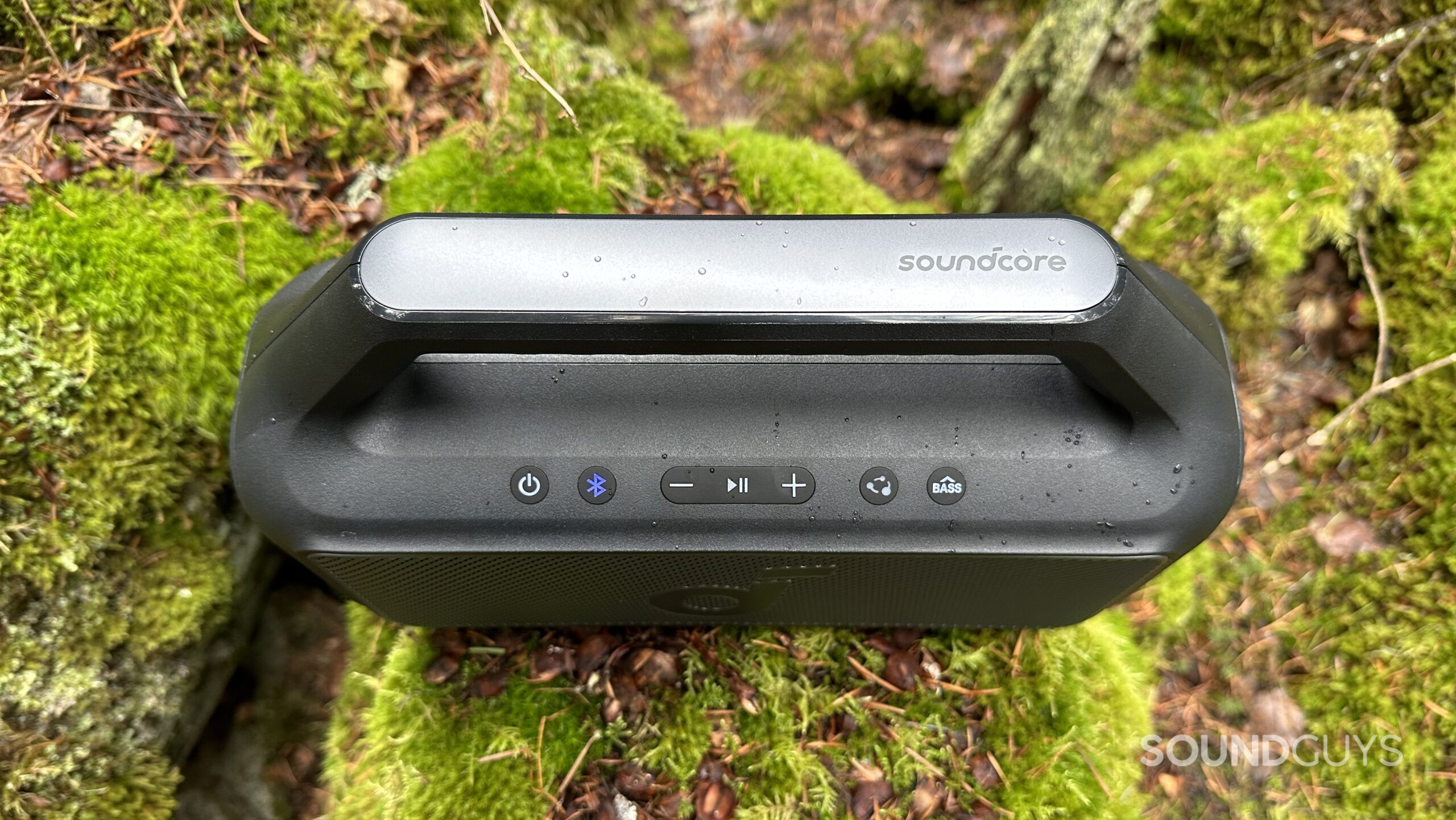 Anker Soundcore Boom 2 controls Top view of the Anker Soundcore Boom 2 handle and controls