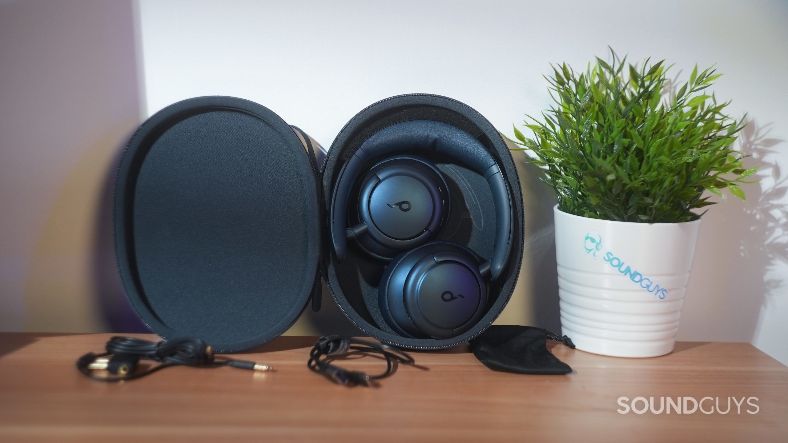 Anker_Q35_case Anker Soundcore Life Q35 Case