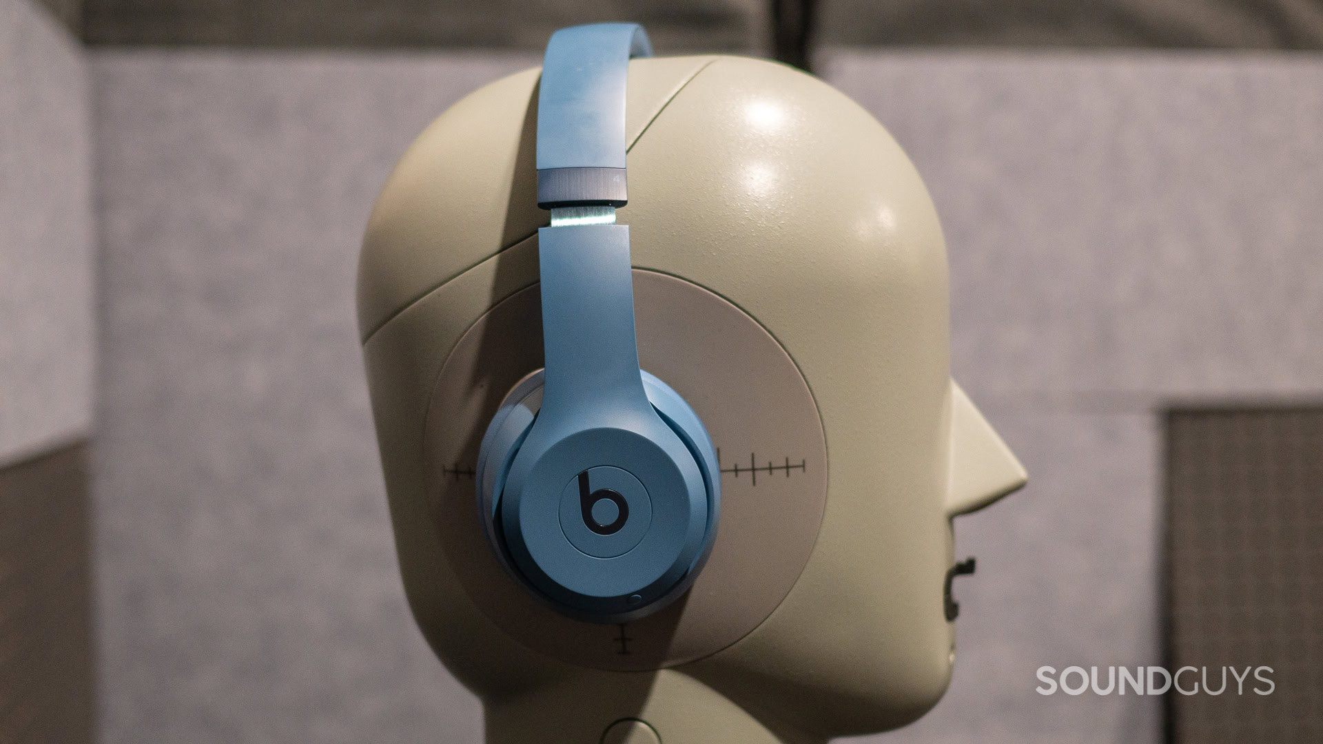 beats-solo-4-wireless-HATS A photo of the Beats Solo 4 sitting atop a testing head.