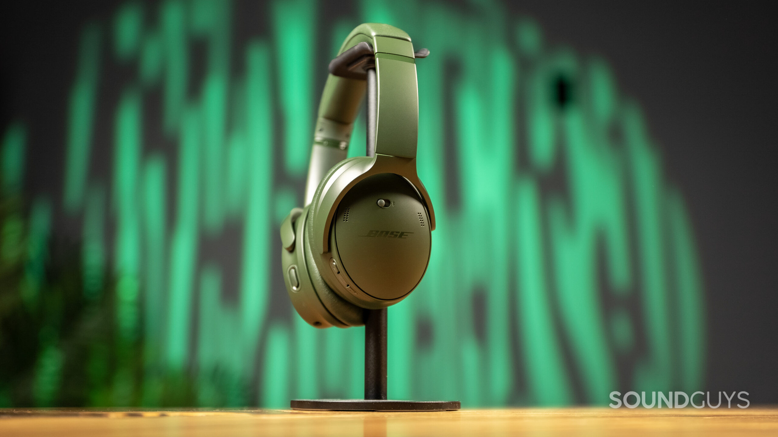 bose-quietcomfort-headphones-hero