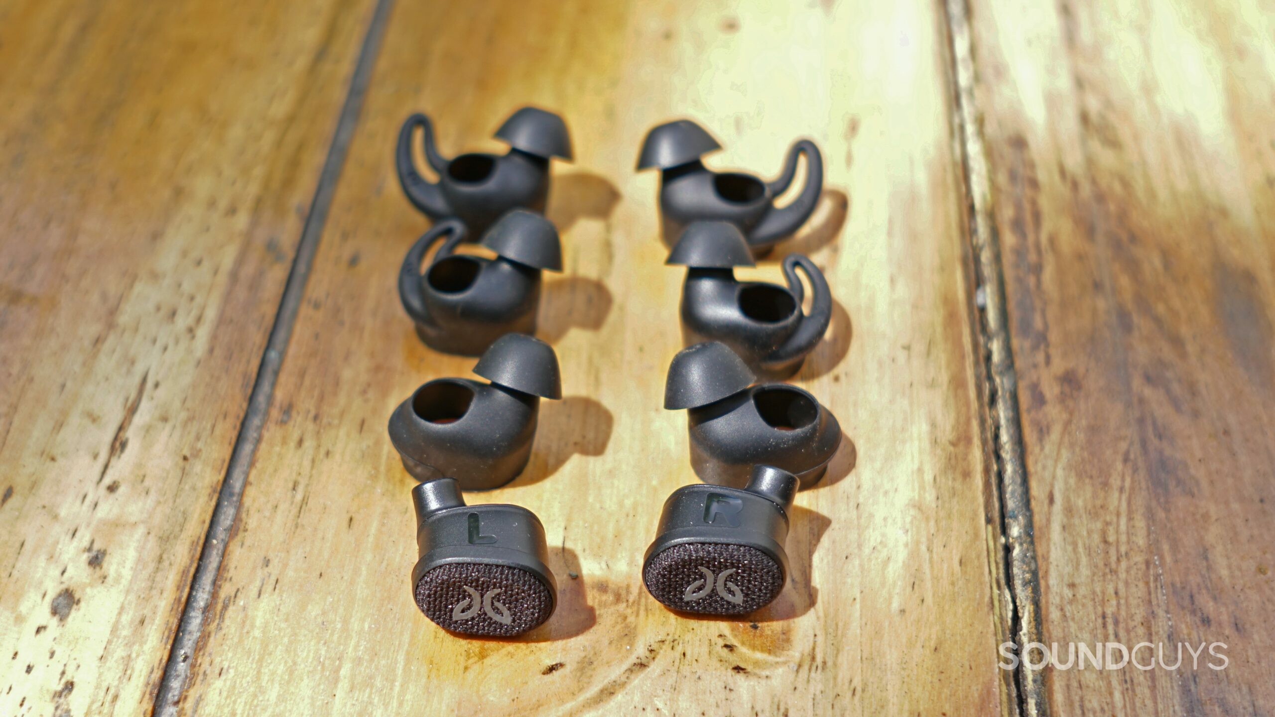 Jaybird-Vista-2-earwings Jaybird Vista 2 earwings lined up on table.