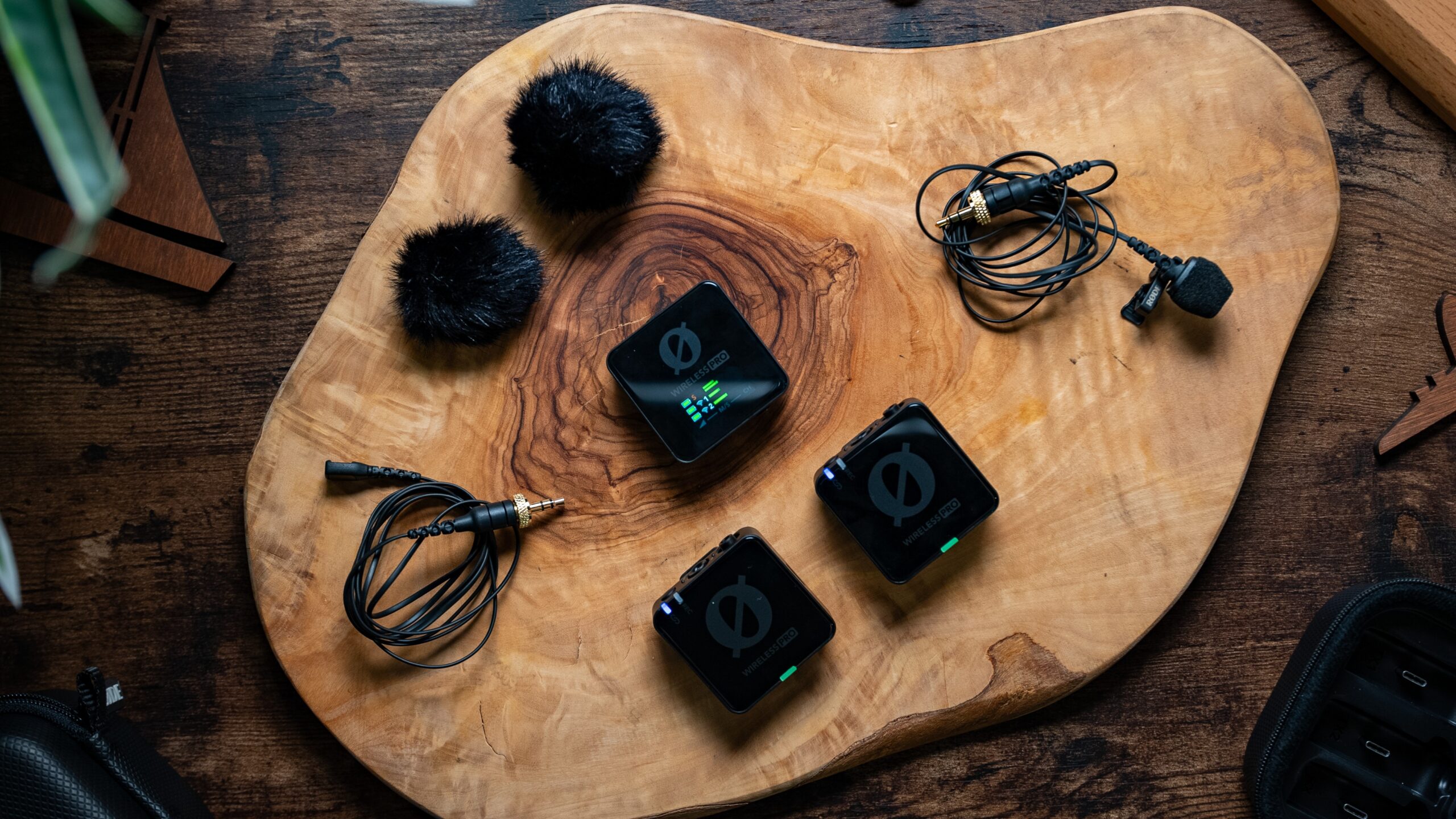 Rode Wireless Pro Featured Image Overhead view of the Rode Wireless Pro Wireless Mic system