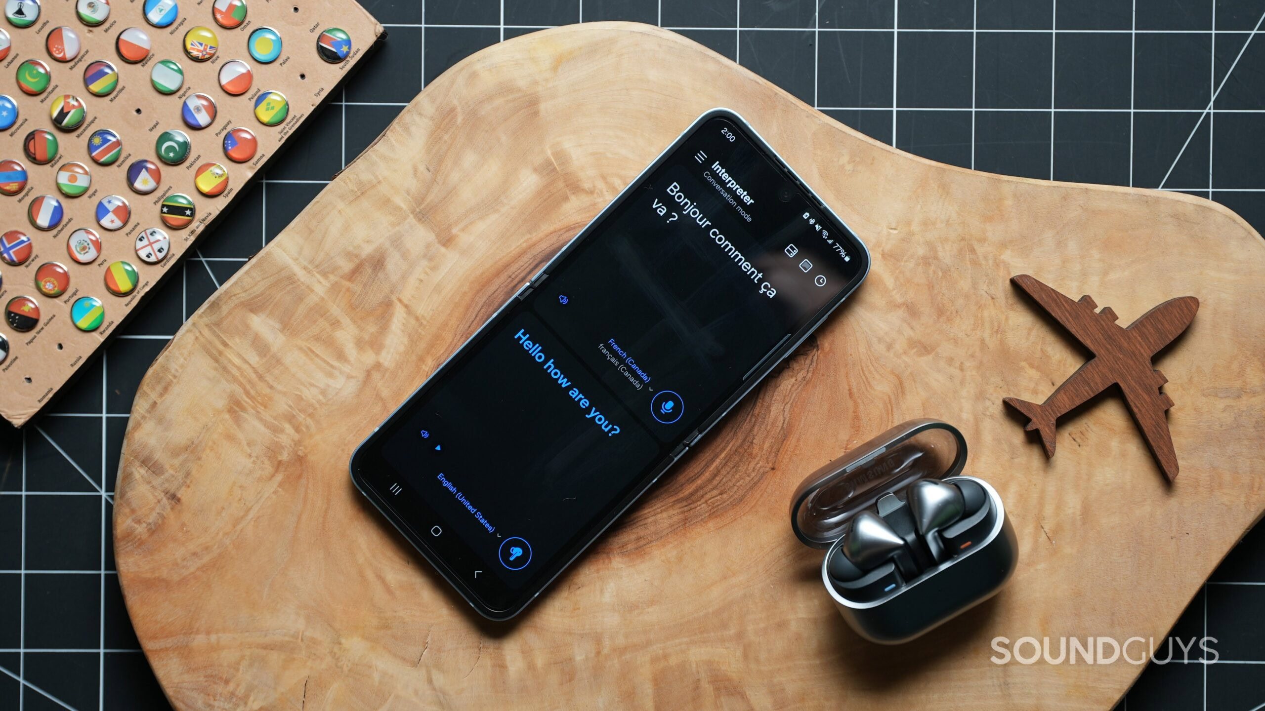 Samsung Galaxy flip6 Conversation mode with Galaxy Buds3 Pro Samsung Galaxy Flip6 Interpreter Conversation mode with Galaxy Buds3 Pro
