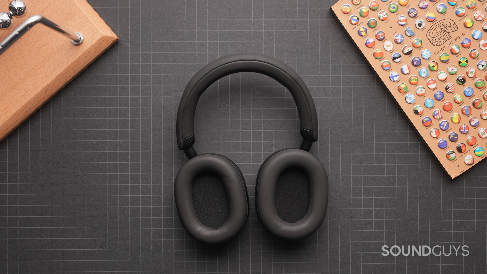 sony-wh-1000xm5-pads Top-down view of the Sony-WH1000XM5 with the ear cups folded flat and upwards