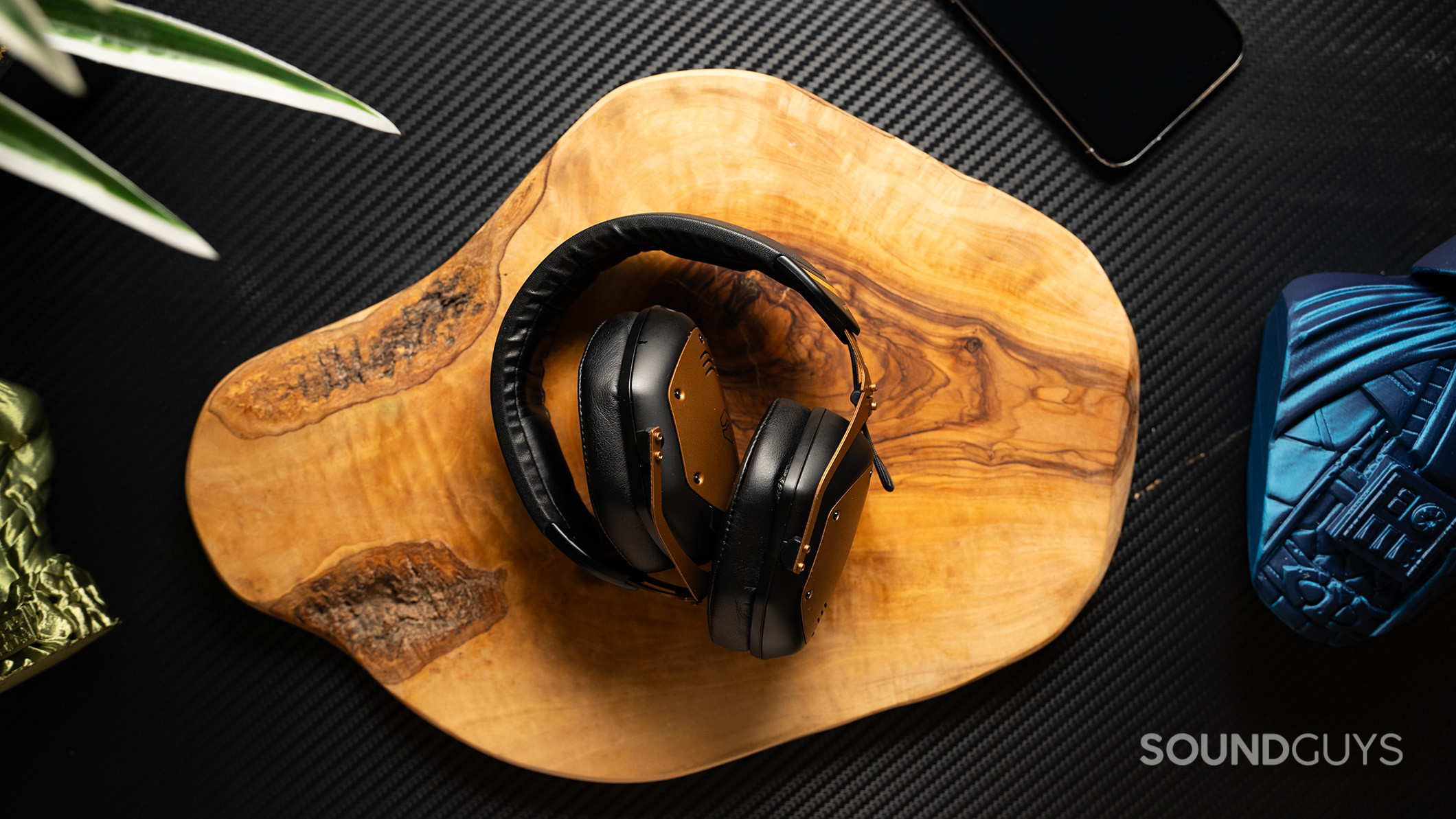 V-moda Crossfade 3 Wireless folded The V-MODA Crossfade 3 Wireless headphones folded up.